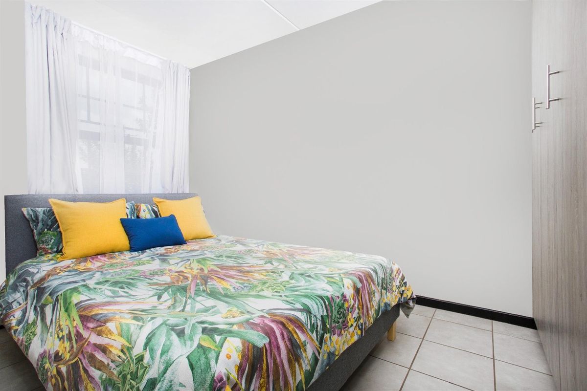 2 Bedroom House for Sale,Heuweloord ext 17 - Photo 4