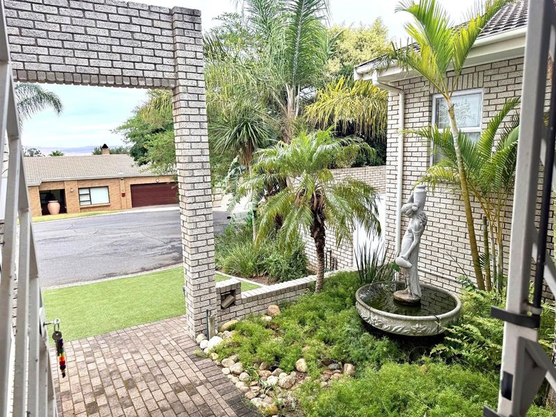 3 Bedroom House For Sale in Tafelzicht, Malmesbury - Photo 5