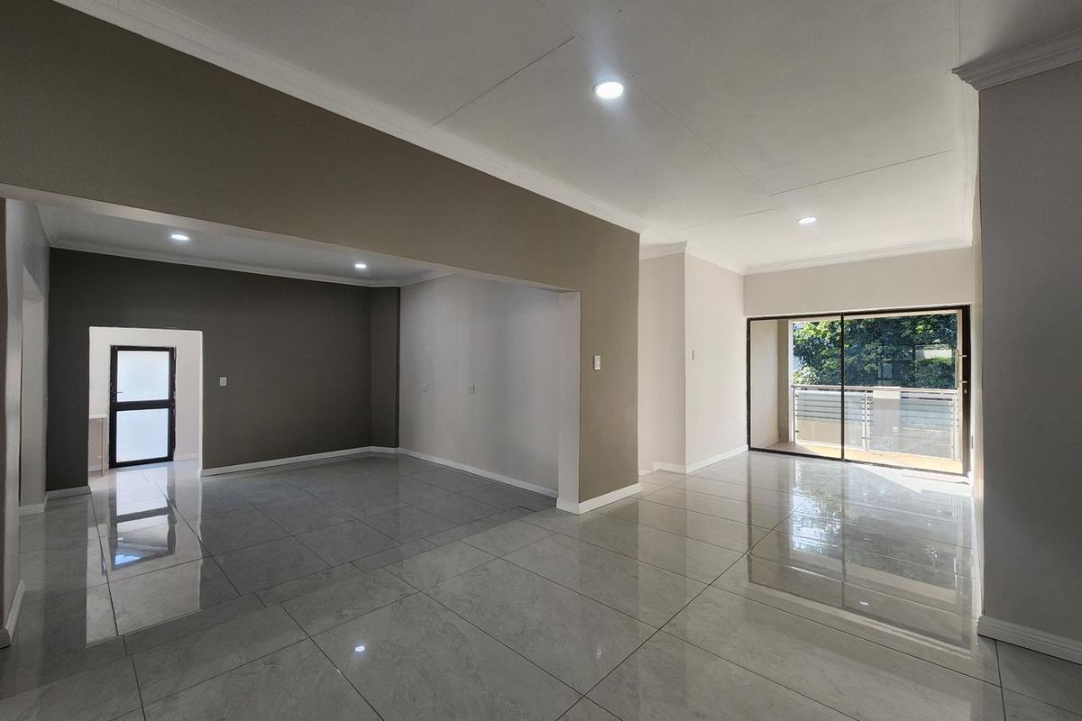 Contemporary Family Living with Added Versatility in Golden Acres Estate - Photo 5