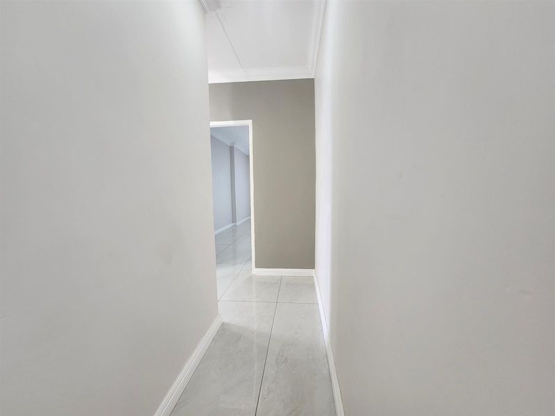 Contemporary Family Living with Added Versatility in Golden Acres Estate - Photo 8