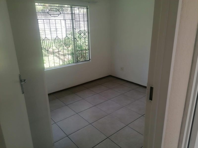 Apartment For Sale in Country View, Midrand - Photo 7
