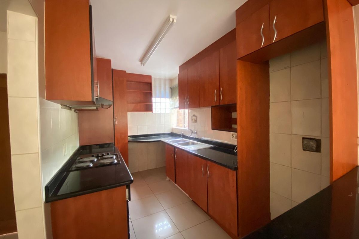 Apartment To Rent in Ferndale Randburg Gauteng - Photo 5