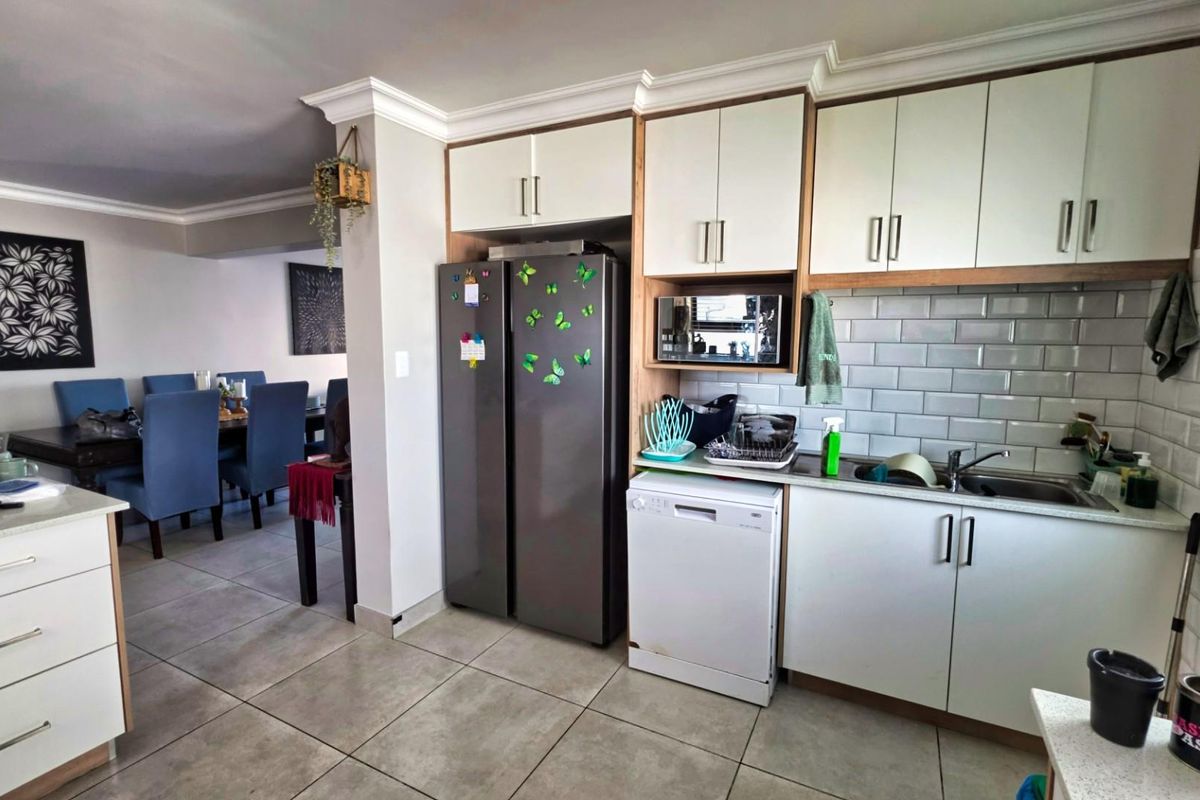 House For Sale in Dana Bay Mossel Bay Western Cape - Photo 5