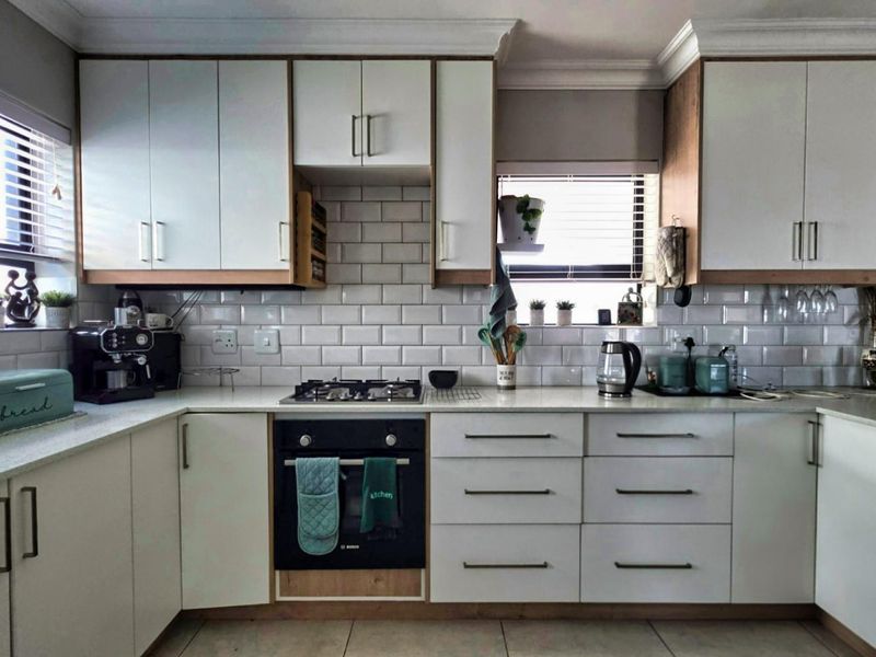 House For Sale in Dana Bay Mossel Bay Western Cape - Photo 4