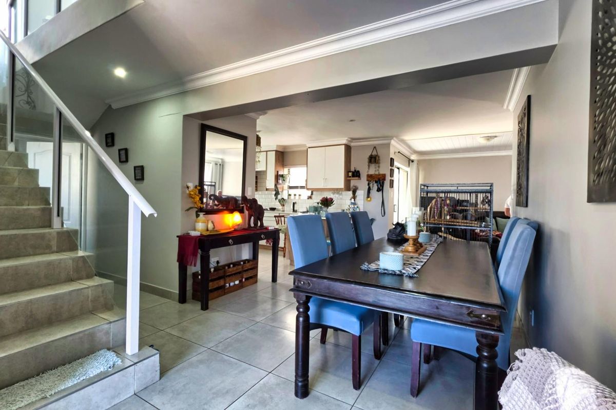 House For Sale in Dana Bay Mossel Bay Western Cape - Photo 2