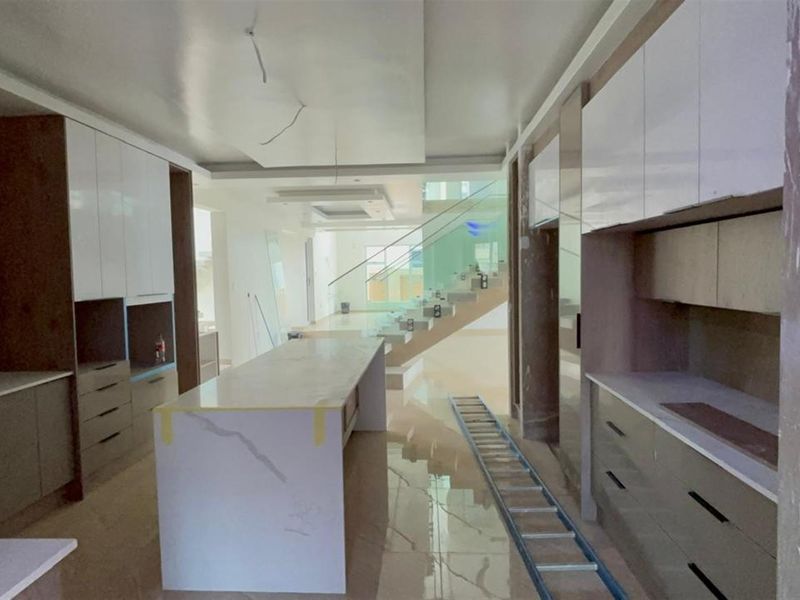 A Luxurious  Dream Home For Sale in Helderwyk, Brakpan - Photo 5