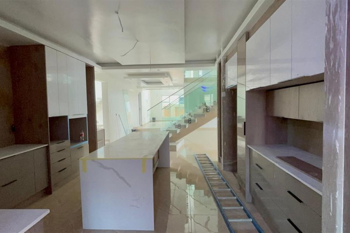 A Luxurious  Dream Home For Sale in Helderwyk, Brakpan - Photo 5