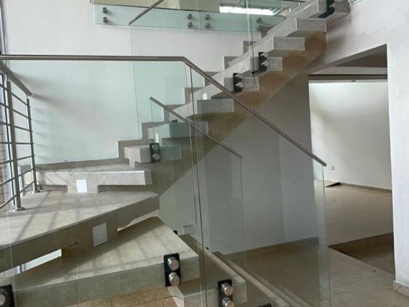 A Luxurious  Dream Home For Sale in Helderwyk, Brakpan - Photo 9