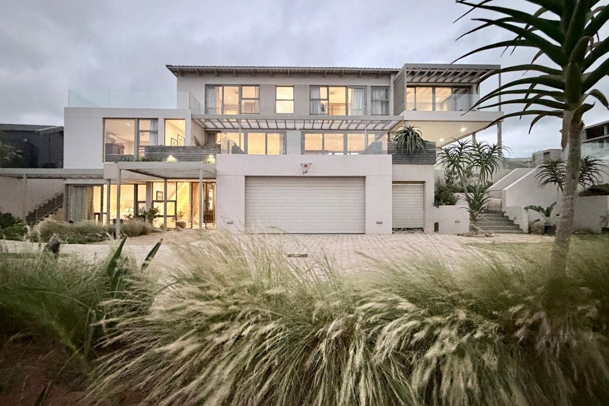 Sea view home in Zululami - Photo 2