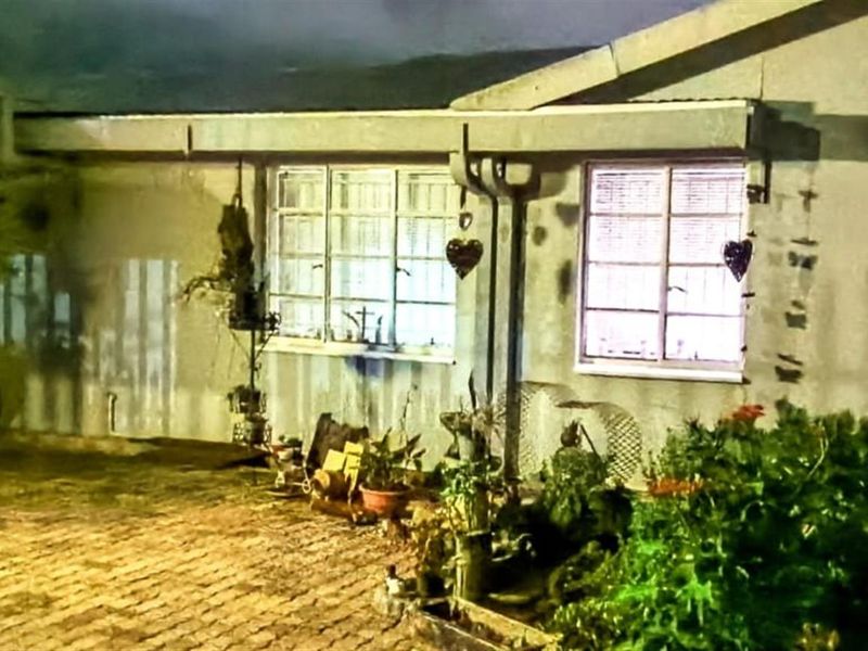 Cottage To Rent in White River Central White River Mpumalanga - Photo 3