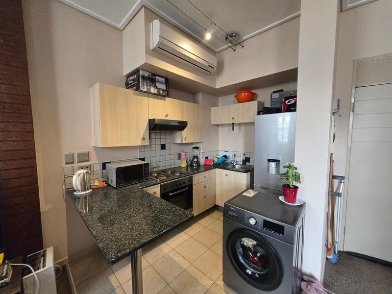 Secure, Contemporary Apartment living in the City - Marshalltown - Photo 7