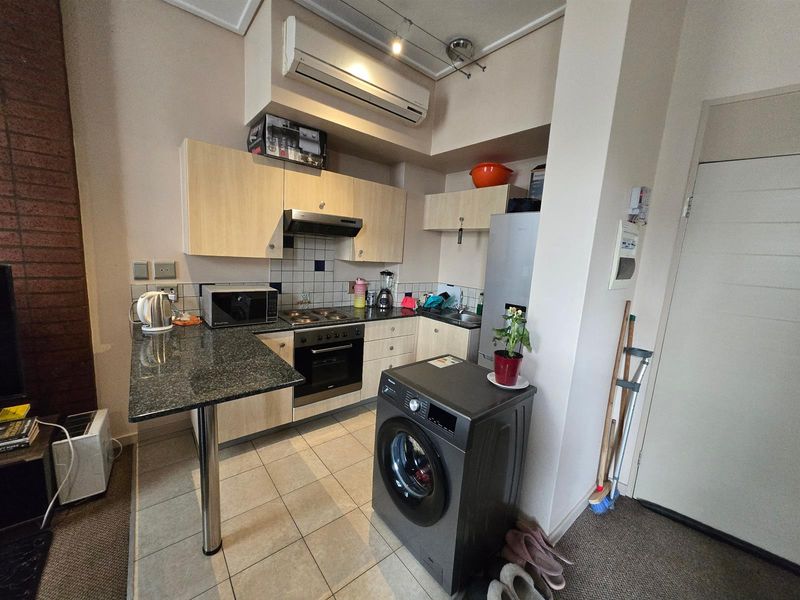 Secure, Contemporary Apartment living in the City - Marshalltown - Photo 10