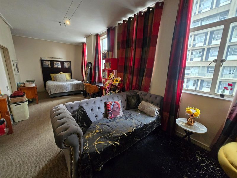 Secure, Contemporary Apartment living in the City - Marshalltown - Photo 5