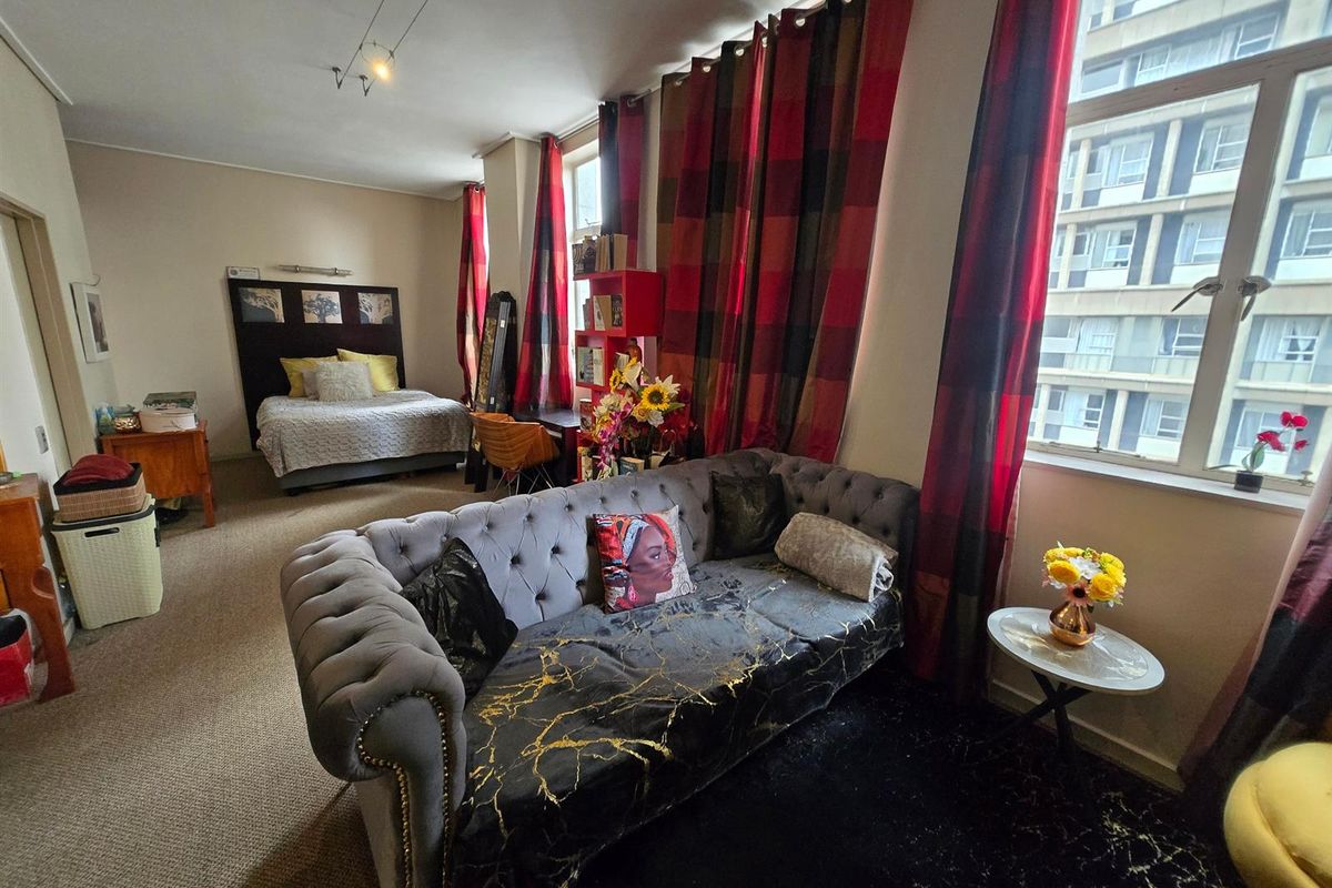 Secure, Contemporary Apartment living in the City - Marshalltown - Photo 5