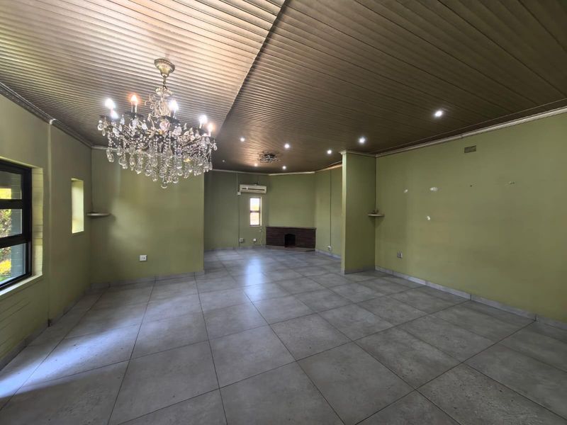 A Garden Sanctuary with Endless Potential in Heart of Herlear, Kimberley - Photo 5