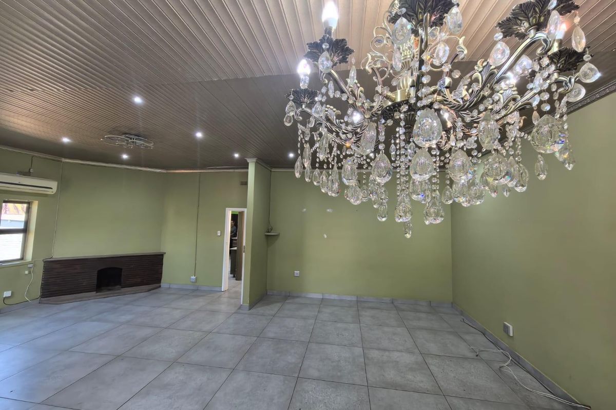 A Garden Sanctuary with Endless Potential in Heart of Herlear, Kimberley - Photo 4