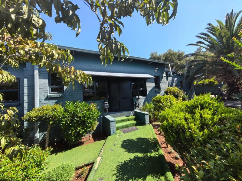 A Garden Sanctuary with Endless Potential in Heart of Herlear, Kimberley - Photo 2