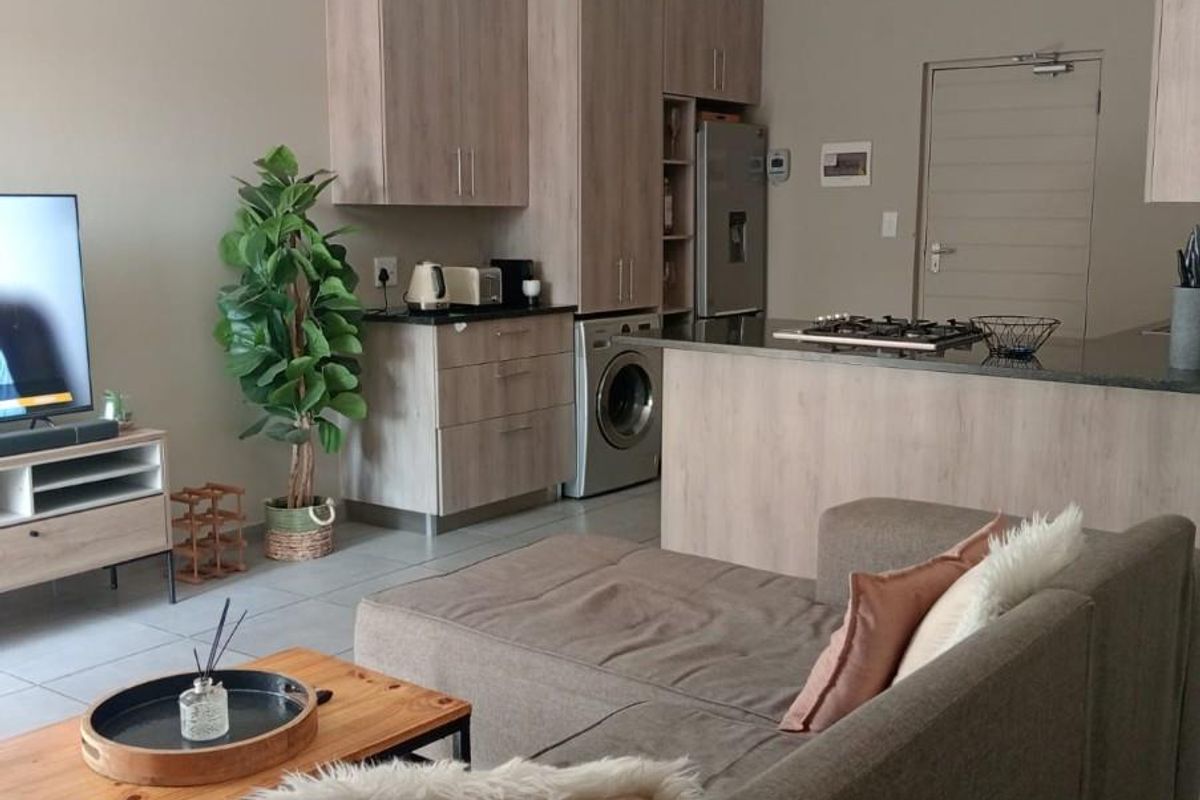 2 BEDROOM 2 BATHROOM APARTMENT IN FERNDALE - Photo 3