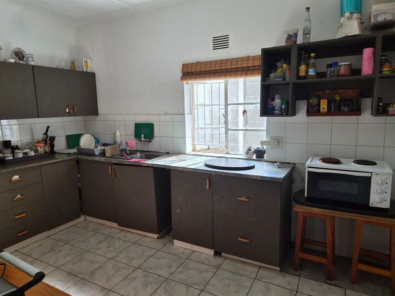 Affordable 2-Bedroom Home in Denneoord, Garden Route - Photo 7