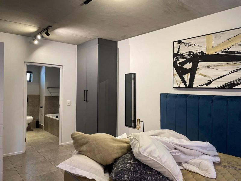 Fully Furnished 1 Bedroom Apartment To Rent in Hyde Park, Sandton - Photo 9