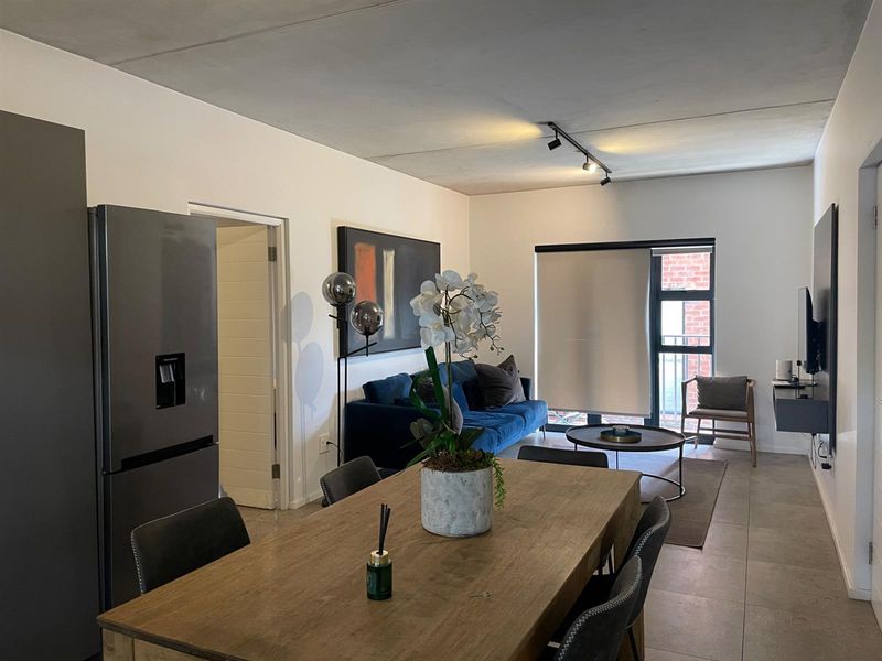 Fully Furnished 1 Bedroom Apartment To Rent in Hyde Park, Sandton - Photo 2