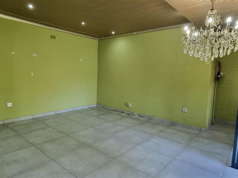 Spacious Family Haven with Income Potential in Sought-After Suburb! - Photo 3