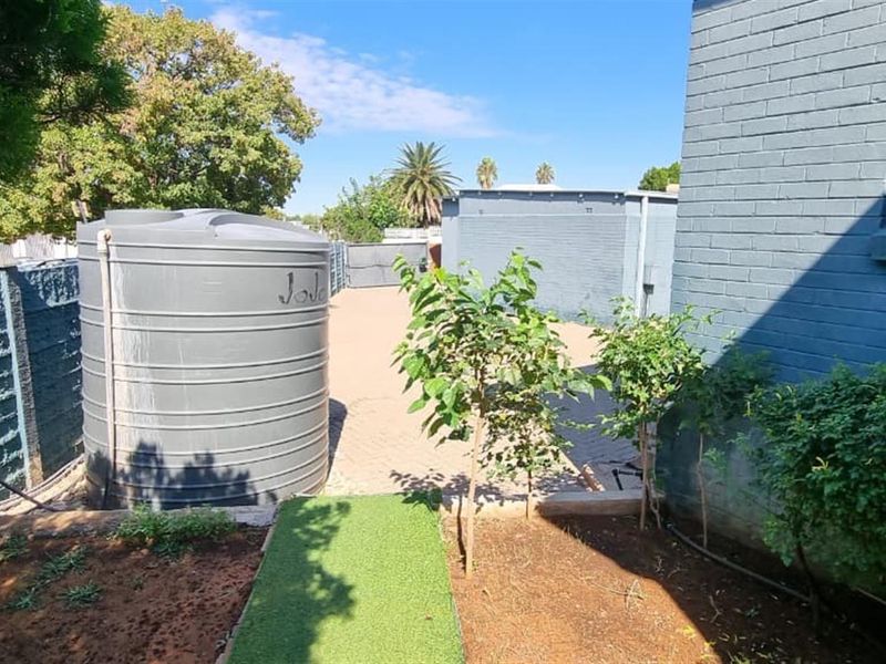 Spacious Family Haven with Income Potential in Sought-After Suburb! - Photo 7