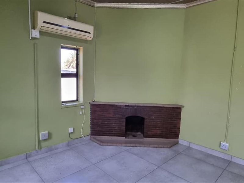 Spacious Family Haven with Income Potential in Sought-After Suburb! - Photo 4