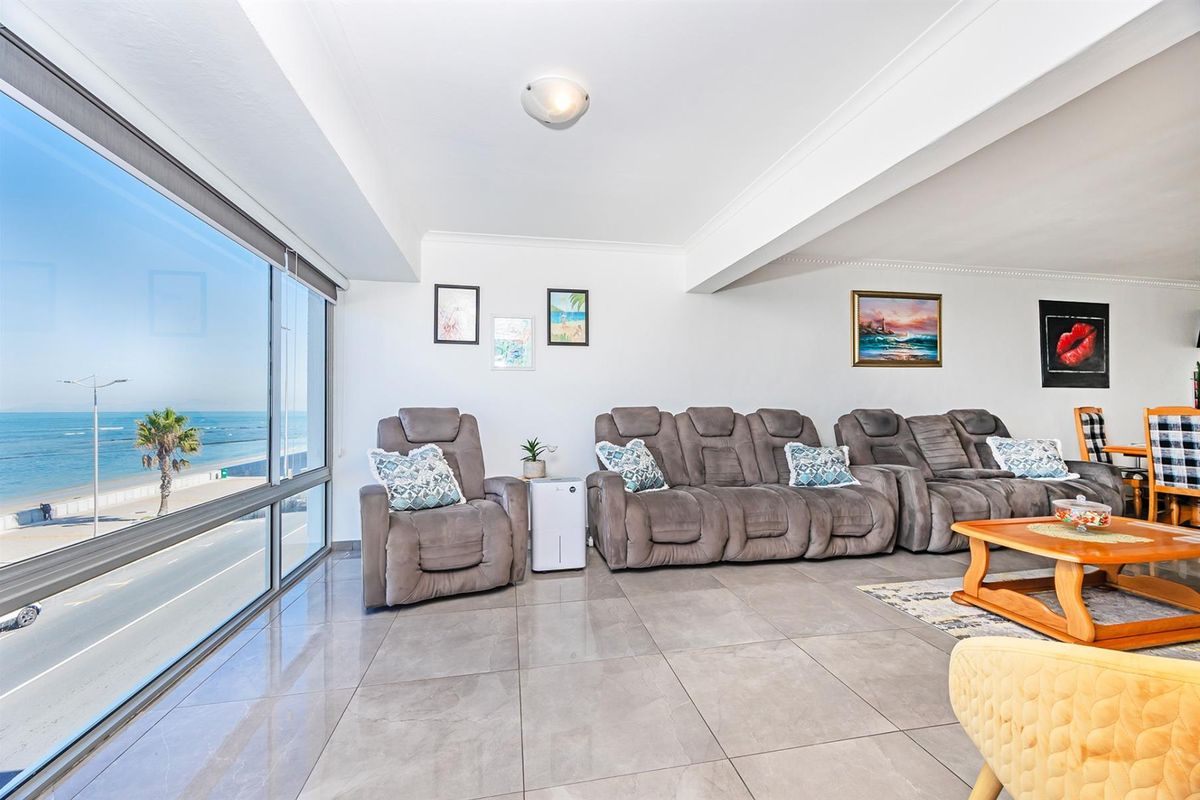 Modern ,Elegant 3-Bedroom Penthouse Beach Front Apartment - Airbnb Allowed - Photo 3