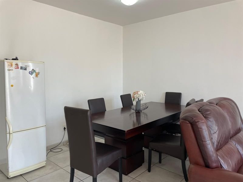 2 Bedroom Apartment To Rent in Bedford Gardens, Bedfordview - Photo 2