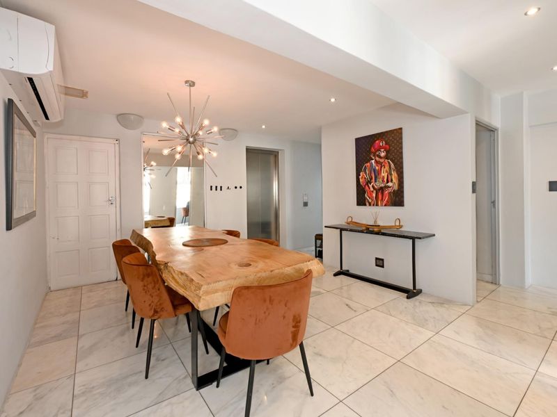 Exclusive Full-Floor Executive Sanctuary with Historic Church Square Views - Photo 3