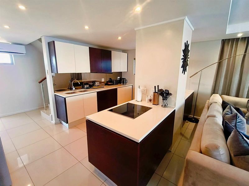 Penthouse Apartment - Photo 7