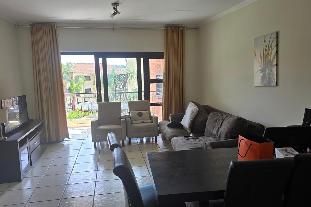 Two bedroom townhouse For Sale in Paulshof, Sandton - Photo 5
