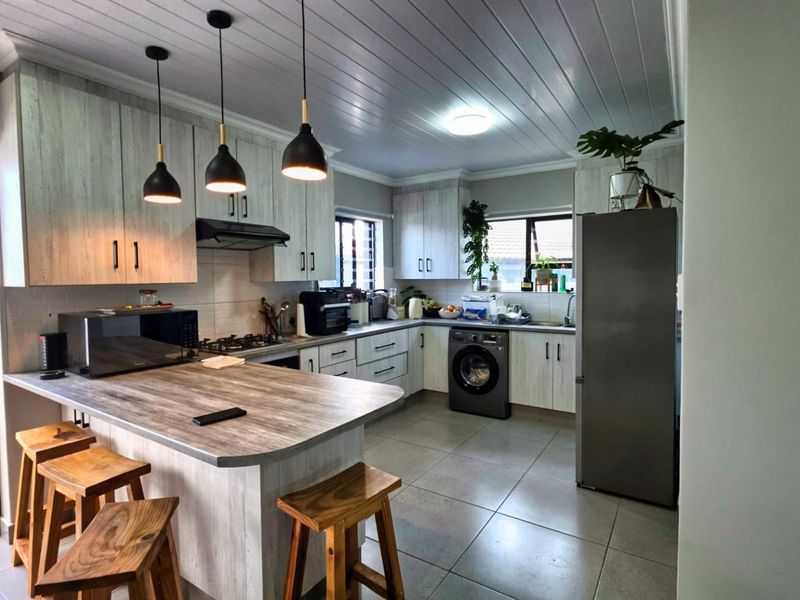 House For Sale in Dana Bay Mossel Bay Western Cape - Photo 7