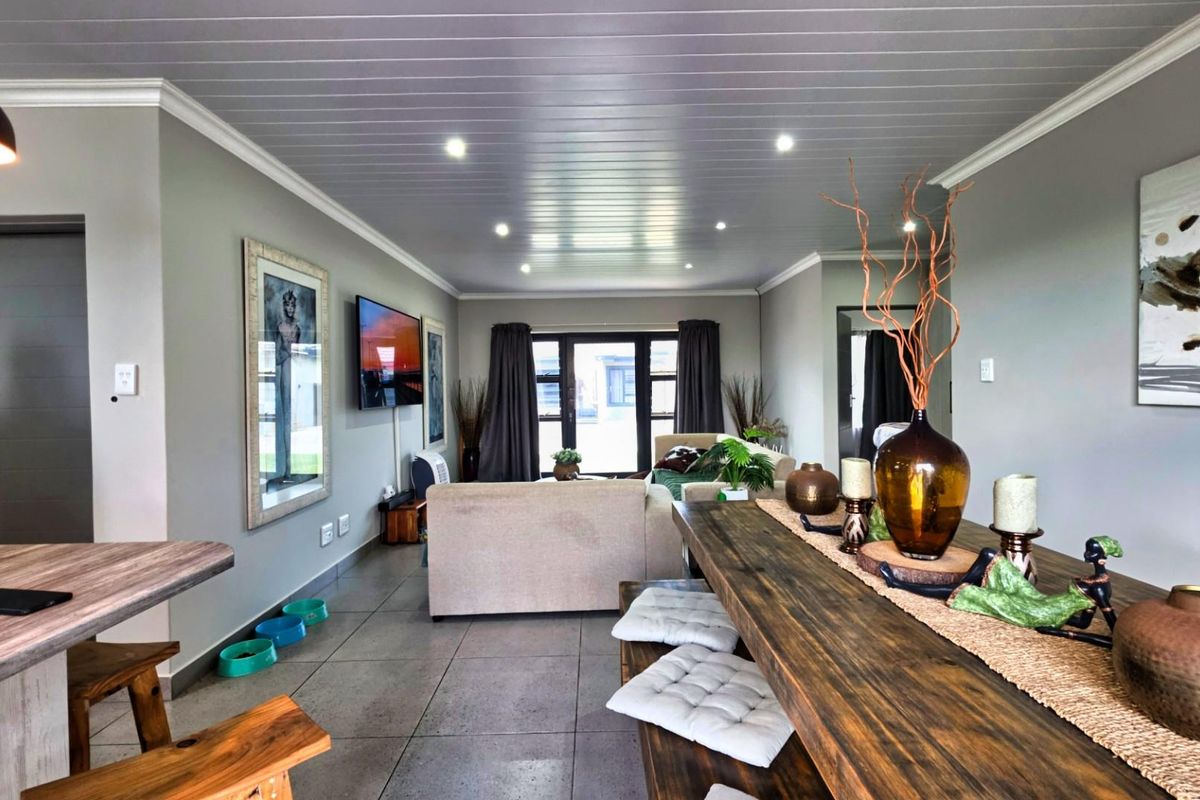 House For Sale in Dana Bay Mossel Bay Western Cape - Photo 5