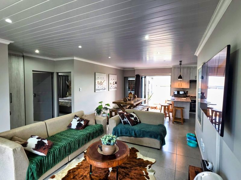 House For Sale in Dana Bay Mossel Bay Western Cape - Photo 3
