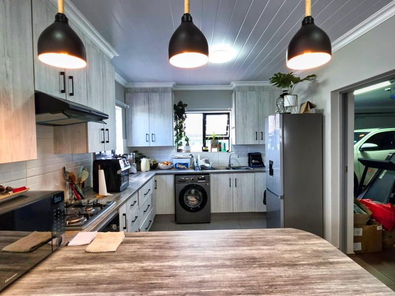 House For Sale in Dana Bay Mossel Bay Western Cape - Photo 8