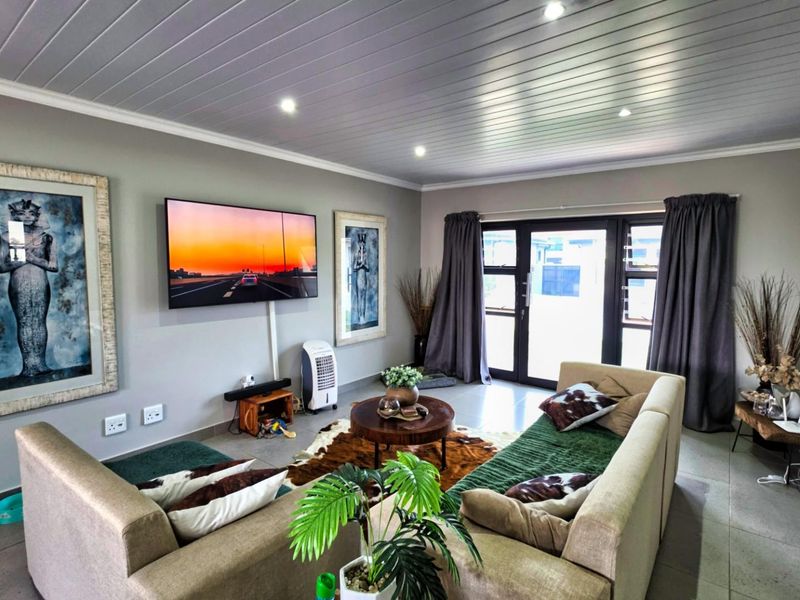 House For Sale in Dana Bay Mossel Bay Western Cape - Photo 4