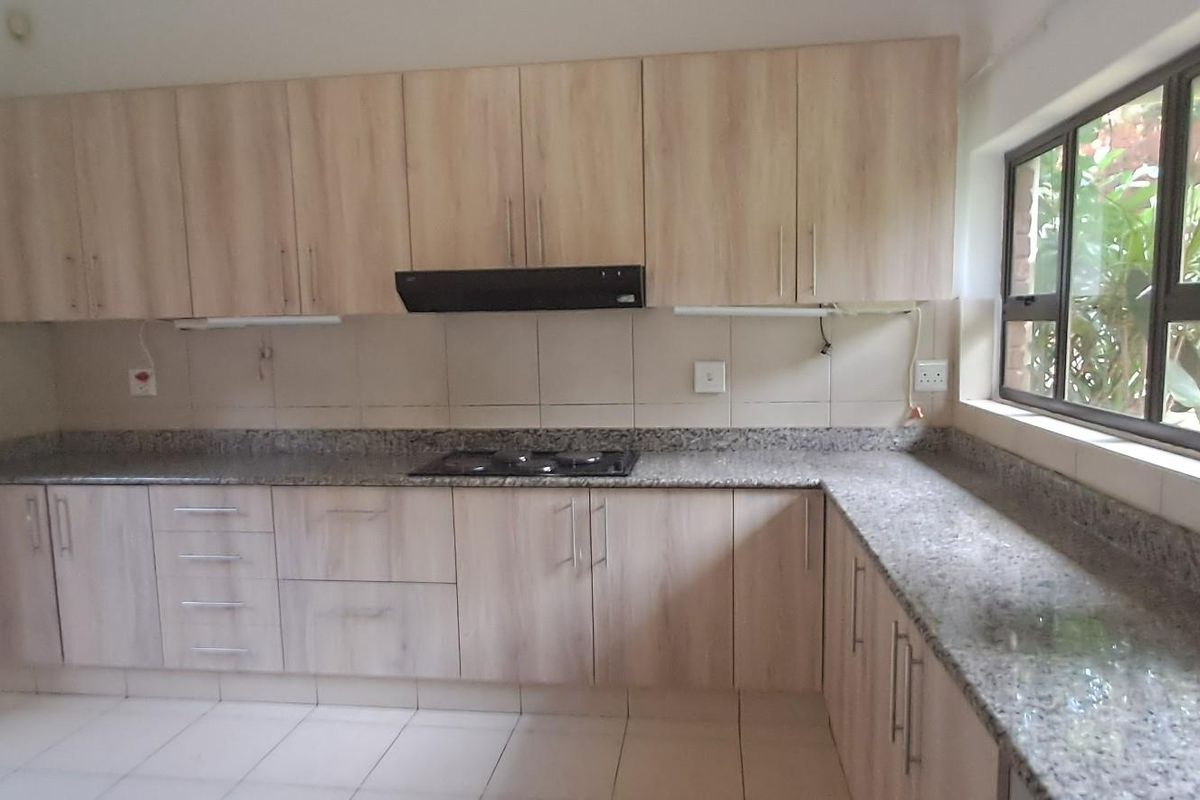 House To Rent in Umhlanga Rocks, Umhlanga, KwaZulu Natal - Photo 4