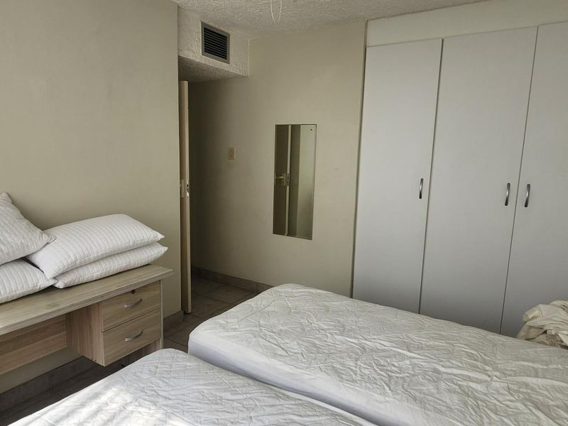 Fantastic Sea Views ! Apartment To Rent in Umhlanga Rocks, Umhlanga, KwaZulu Natal - Photo 5