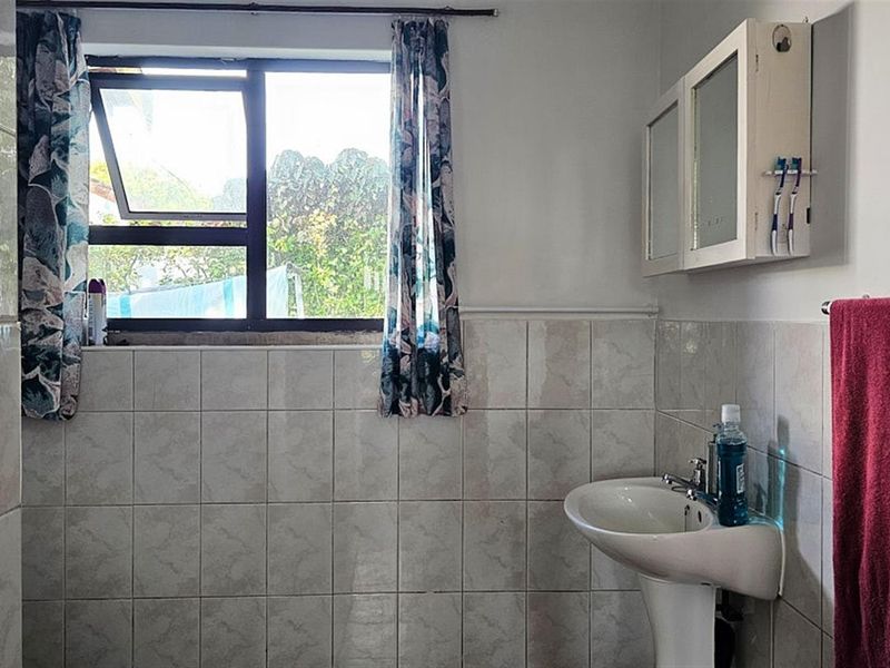 House For Sale in Margate, KwaZulu Natal - Photo 6