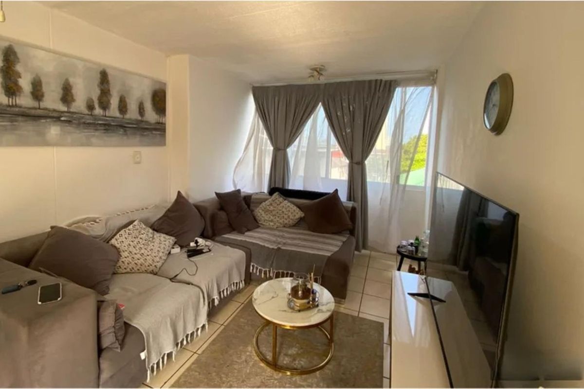 Apartment For Sale in Glenwood, Durban, KwaZulu Natal - Photo 3