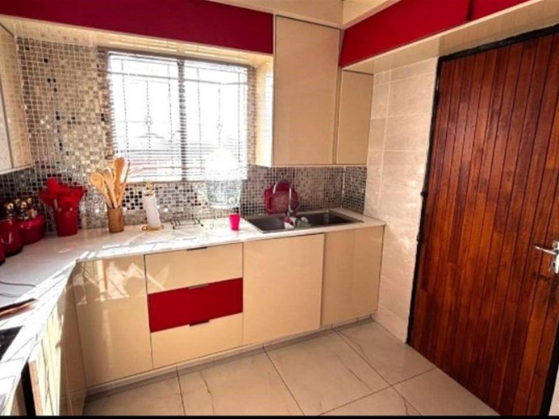 House For Sale in Birch Acres, Kempton Park - Photo 3