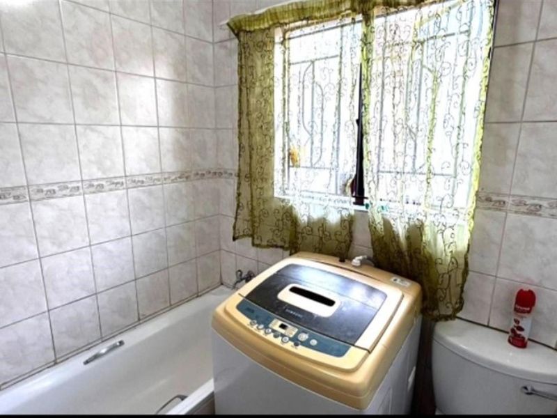 House For Sale in Birch Acres, Kempton Park - Photo 10