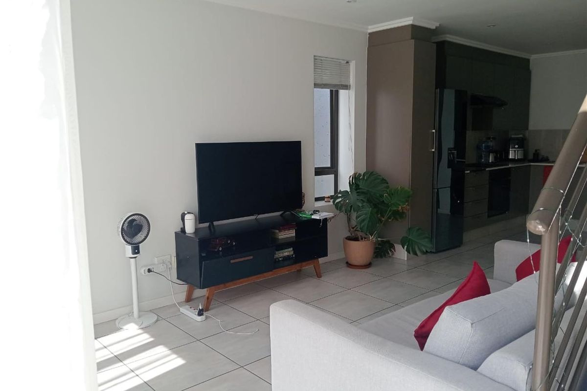 1 BEDROOM Apartment For Sale in Fourways, Sandton - Photo 4
