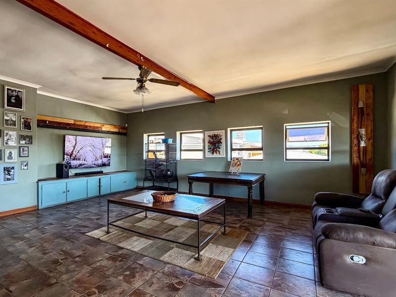 Four Bedroom House with Outside Room and Pool  | Listed by Danté Koen and Paul Gierke, eXp Realty - Photo 7