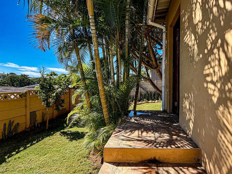 Four Bedroom House with Outside Room and Pool  | Listed by Danté Koen and Paul Gierke, eXp Realty - Photo 3