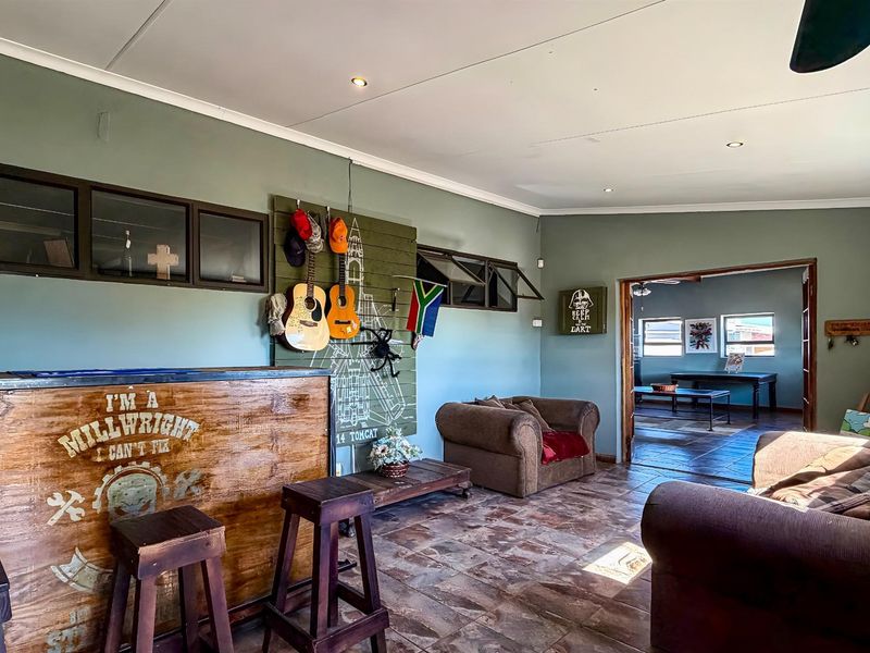 Four Bedroom House with Outside Room and Pool  | Listed by Danté Koen and Paul Gierke, eXp Realty - Photo 4