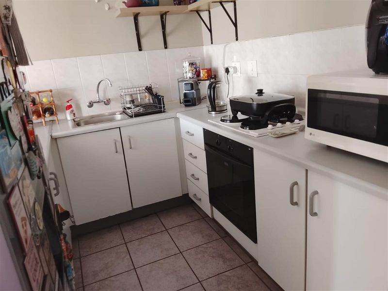 Apartment For sale Glen Marais - Photo 5