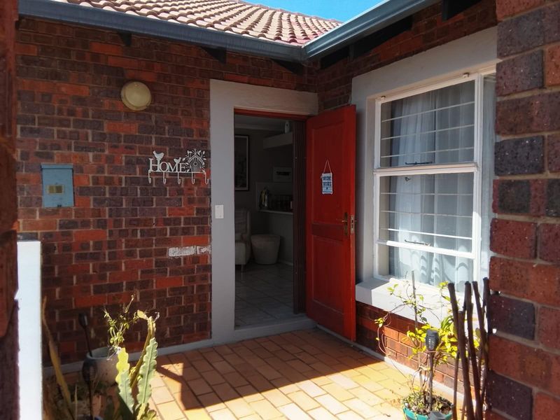 Apartment For sale Glen Marais - Photo 3